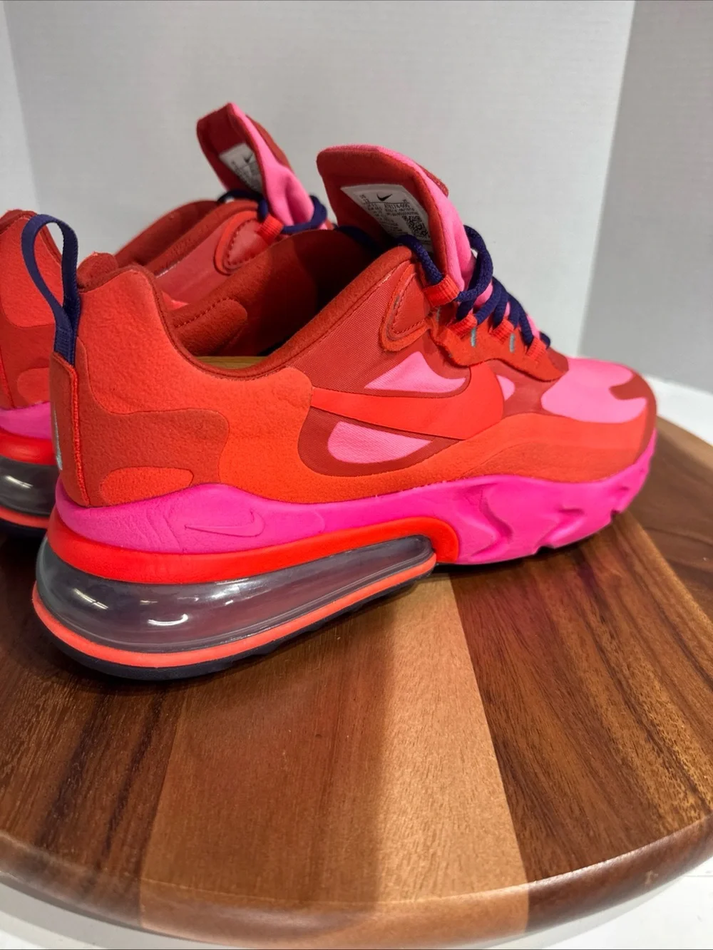 Nike Air Max 270 React Women's Size 12 - Men’s 10.5 Mystic Red Pink Blast EDM
